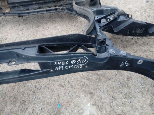 panel-peredniaia-audi-a4-b6-8e0805594a-art-10630-big-1