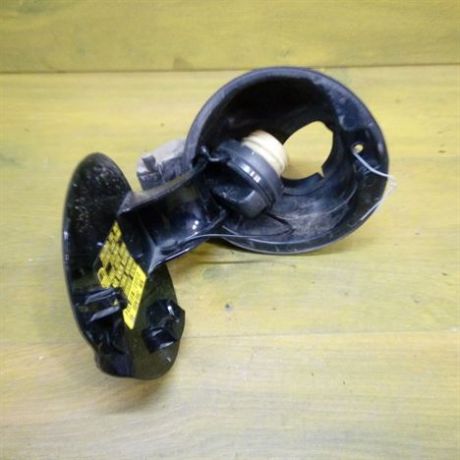 liucok-benzobaka-honda-jazz-s-defektom-art-10724-big-2