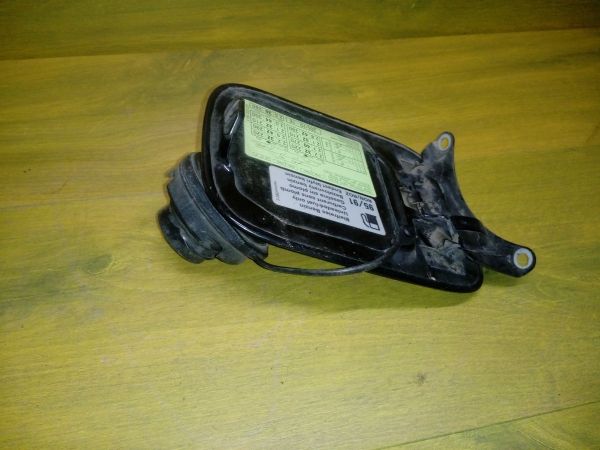 liucok-benzobaka-audi-liuk-benzobaka-liucok-a6s5-olroud-02g-universal-cernogo-cveta-art-12099-big-2