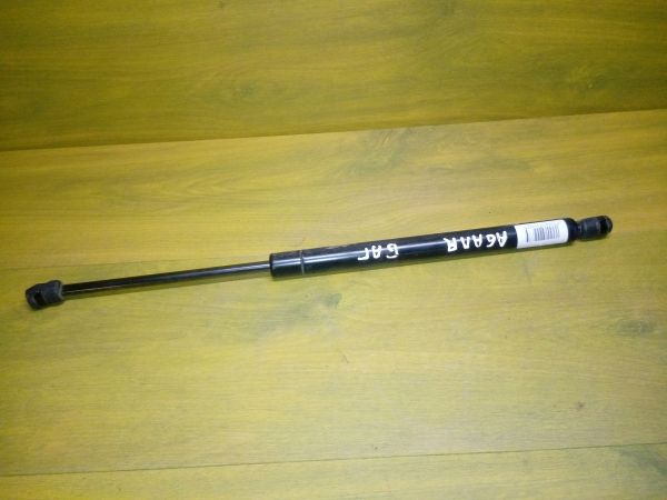 amortizator-kryski-bagaznika-audi-amortizator-kryski-universal-a6s5-olroud-02g-art-12193-big-0