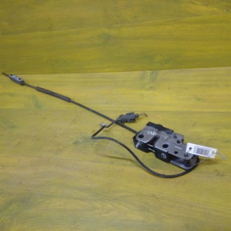 zamok-kapota-volkswagen-zamok-kapota-passat-b6-art-12284-big-0