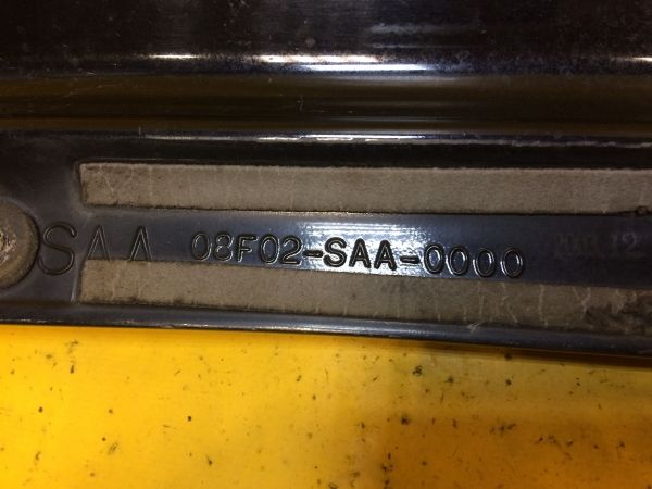 nakladki-kuzov-naruznye-elementy-honda-spoiler-jazz-art-12292-big-3