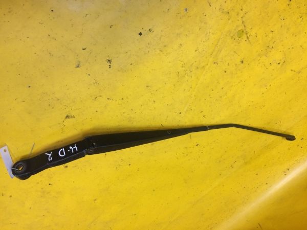 povodok-stekloocistitelia-perednii-pravyi-honda-pravyi-povodok-dvornika-jazz-2008-art-12344-big-0