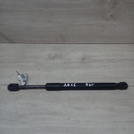 amortizator-kryski-bagaznika-audi-a6-c6-art-12819-big-0