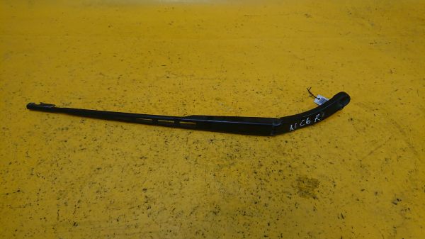 povodok-stekloocistitelia-perednii-pravyi-audi-a6-s6-art-12846-big-0