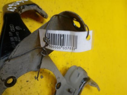 kreplenie-audi-kronstein-krepleniia-dopolnitelnogo-nasosa-podaci-vozduxa-a6s6-art-12913-big-2