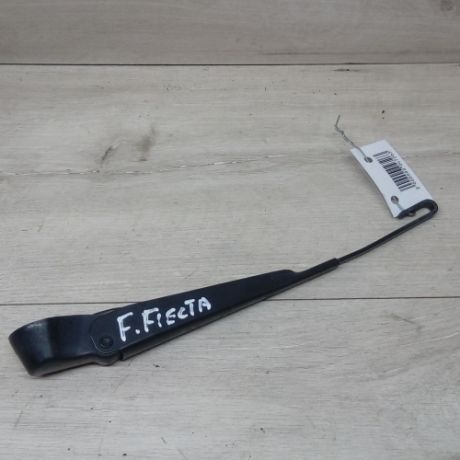 povodok-stekloocistitelia-zadnego-ford-fiesta-art-12941-big-0
