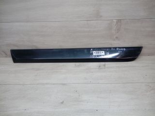 molding-dveri-zadnii-levyi-audi-a4-b7-art-13243