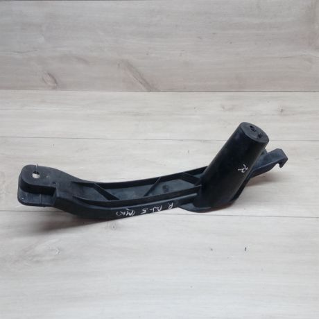 nakladka-pod-faru-volkswagen-jetta-5-pravaia-art-13470-big-1