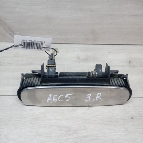 rucka-naruznaia-otkryvaniia-dveri-audi-a6-c5-art-13515-big-0