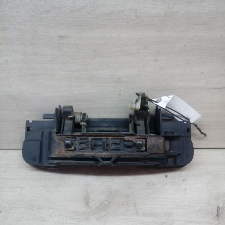 rucka-naruznaia-otkryvaniia-dveri-audi-a6-c5-art-13516-big-2