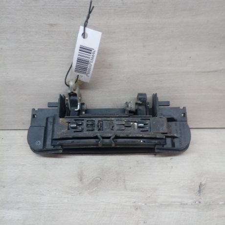 rucka-naruznaia-otkryvaniia-dveri-audi-a6-c5-art-13517-big-2