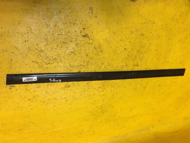 molding-perednei-pravoi-dveri-daewoo-nexia-art-13862-big-0