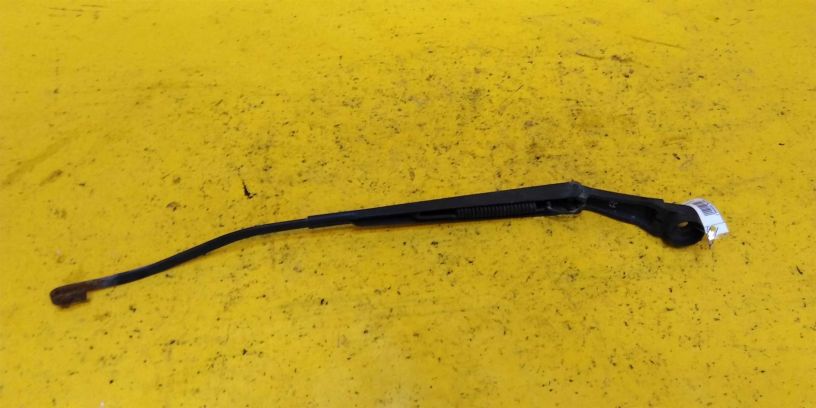 povodok-dvornika-levyi-hyundai-getz-restailing-art-14095-big-1
