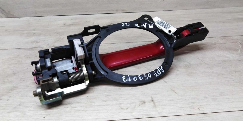 rucka-naruznaia-otkryvaniia-dveri-mitsubishi-lancer-10-art-14133-big-2