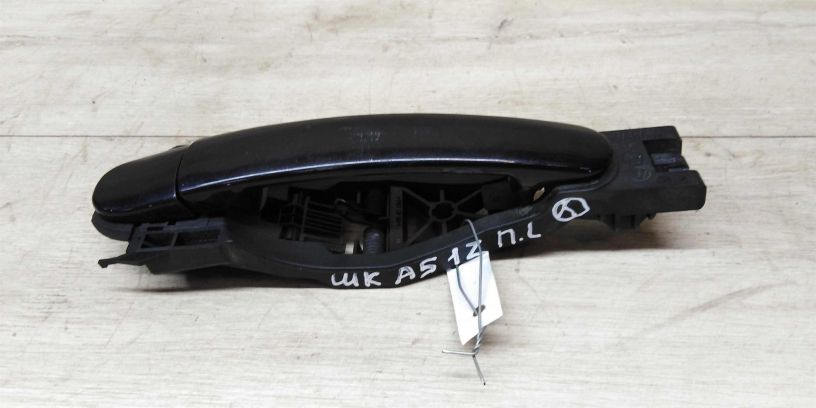 rucka-naruznaia-otkryvaniia-dveri-skoda-octavia-a5-art-14341-big-0