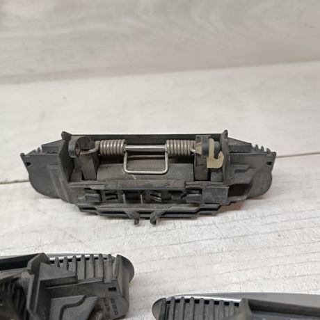 rucka-naruznaia-otkryvaniia-dveri-audi-a4-b6-art-14521-big-2