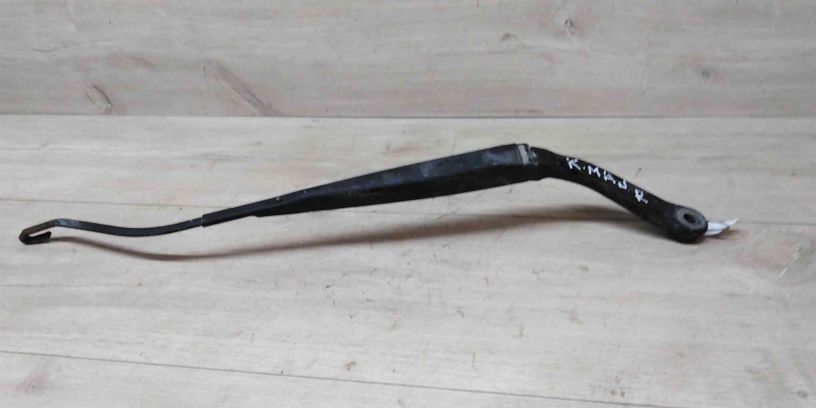 povodok-dvornika-pravyi-kia-magentis-ii-art-14646-big-0