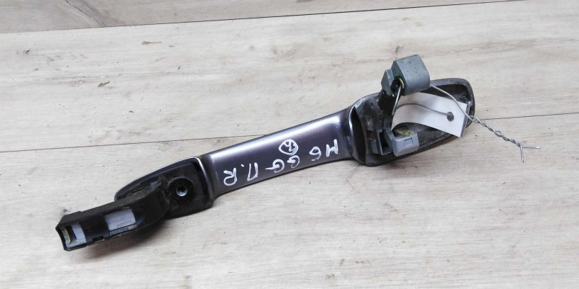 rucka-naruznaia-otkryvaniia-dveri-mazda-6-gg-art-14734-big-1