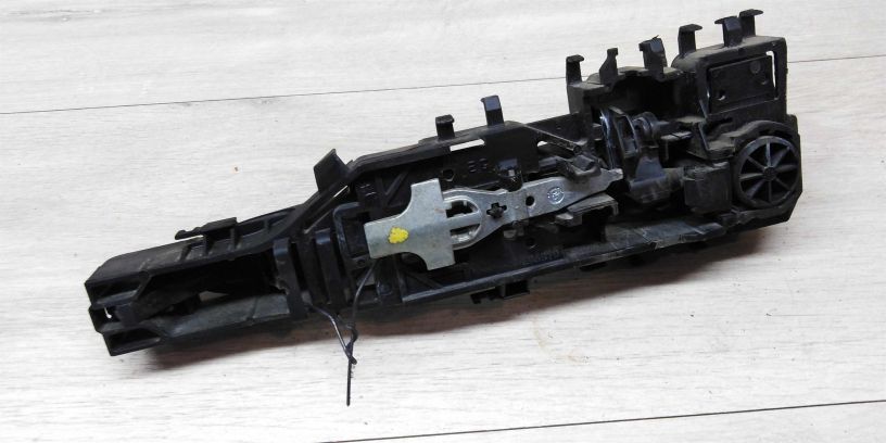 rucka-naruznaia-otkryvaniia-dveri-renault-megane-2-art-14797-big-3