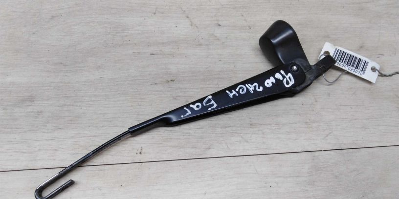 povodok-dvornika-zadnii-ford-fusion-i-art-14904-big-0