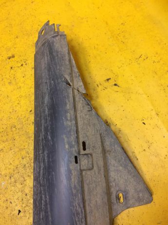 nakladka-poroga-naruznaia-levaia-audi-a6-c5-allroad-art-14960-big-2