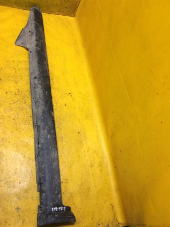 nakladka-poroga-naruznaia-pravaia-audi-a6-c5-allroad-art-14961-big-0