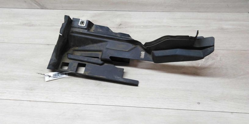 nakladka-na-krylo-levaia-ford-focus-iii-art-15086-big-0