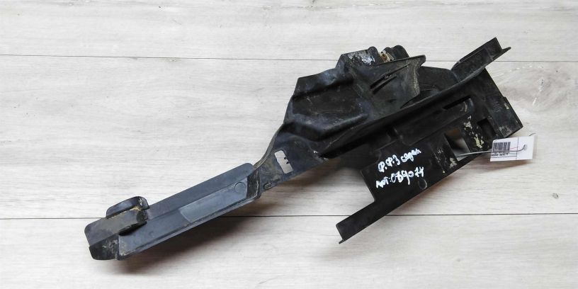 nakladka-na-krylo-levaia-ford-focus-iii-art-15086-big-2