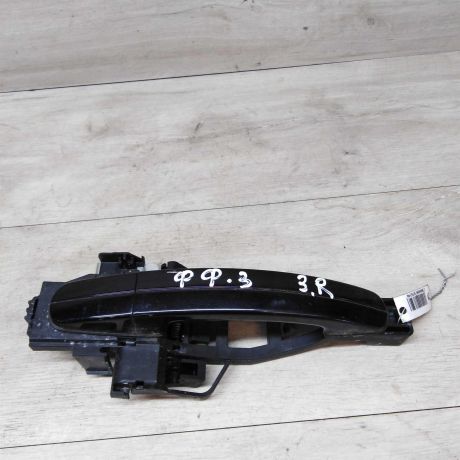 rucka-naruznaia-otkryvaniia-dveri-ford-focus-iii-art-15453-big-0