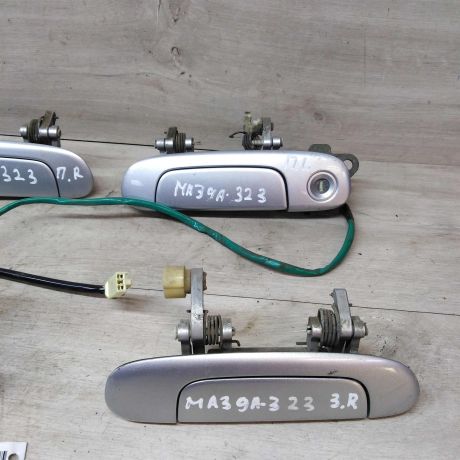 rucka-naruznaia-otkryvaniia-dveri-mazda-323-art-15507-big-2