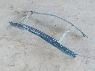 panel-peredniaia-audi-100-c3-serogo-cveta-art-15853