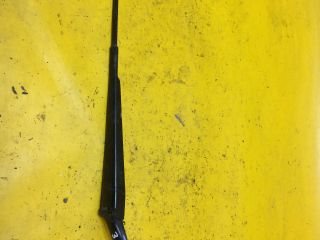 povodok-dvornika-pravyi-peugeot-307-art-16385