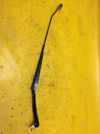 povodok-dvornika-levyi-peugeot-307-art-16386-big-0