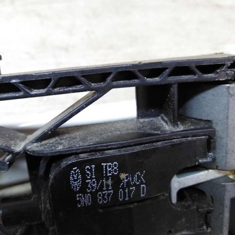 rucka-naruznaia-otkryvaniia-dveri-volkswagen-polo-5-sedan-art-16519-big-4