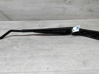 povodok-dvornika-levyi-hyundai-solaris-art-16952