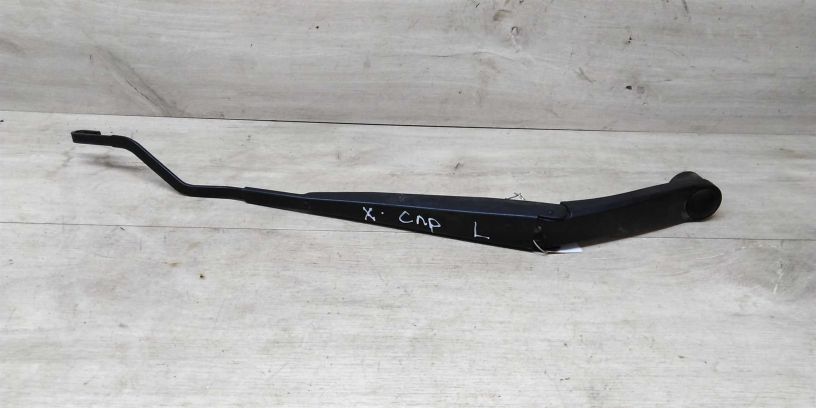 povodok-dvornika-levyi-hyundai-solaris-art-16952-big-2