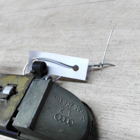 rucka-naruznaia-otkryvaniia-dveri-audi-a6-c5-art-17225-big-3