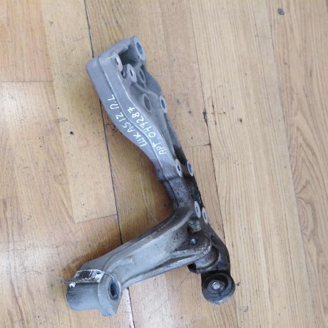 kronstein-levyi-perednei-balki-skoda-octavia-a5-art-17377-big-0