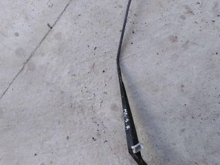 povodok-dvornika-pravyi-mitsubishi-lancer-9-art-17487