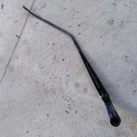 povodok-dvornika-pravyi-mitsubishi-lancer-9-art-17487-big-1