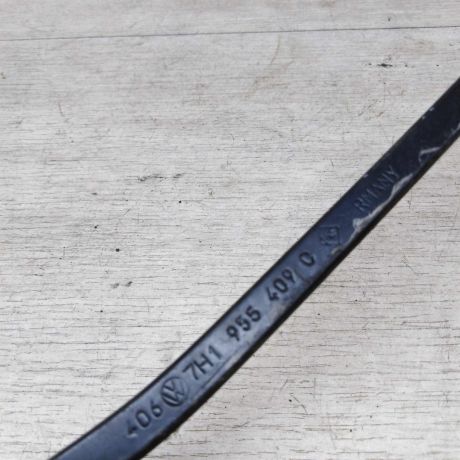 povodok-dvornika-pravyi-volkswagen-transporter-t5-art-17601-big-2