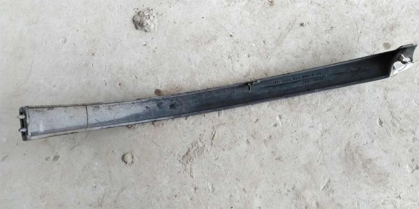 nakladka-pod-faru-pravaia-audi-a8-d2-art-18609-big-1