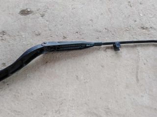 povodok-dvornika-levyi-audi-a8-d2-art-18624