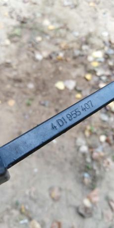 povodok-dvornika-levyi-audi-a8-d2-art-18624-big-2