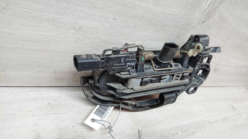 rucka-naruznaia-otkryvaniia-dveri-audi-a6-c6-art-18637-big-1