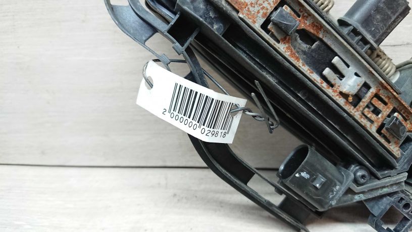 rucka-naruznaia-otkryvaniia-dveri-audi-a6-c6-art-18669-big-2