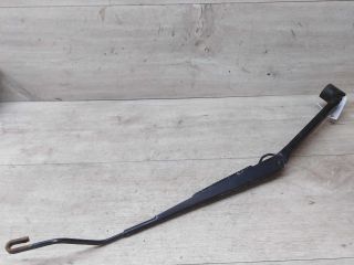 povodok-dvornika-levyi-mitsubishi-lancer-10-art-18997