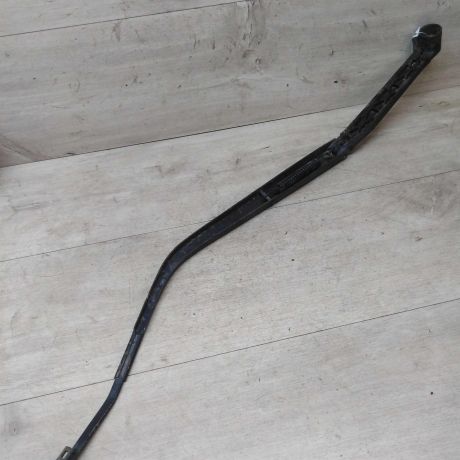 povodok-dvornika-pravyi-mitsubishi-lancer-10-art-18998-big-1