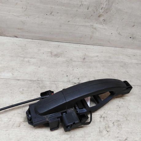 rucka-naruznaia-otkryvaniia-dveri-ford-focus-3-art-19018-big-0